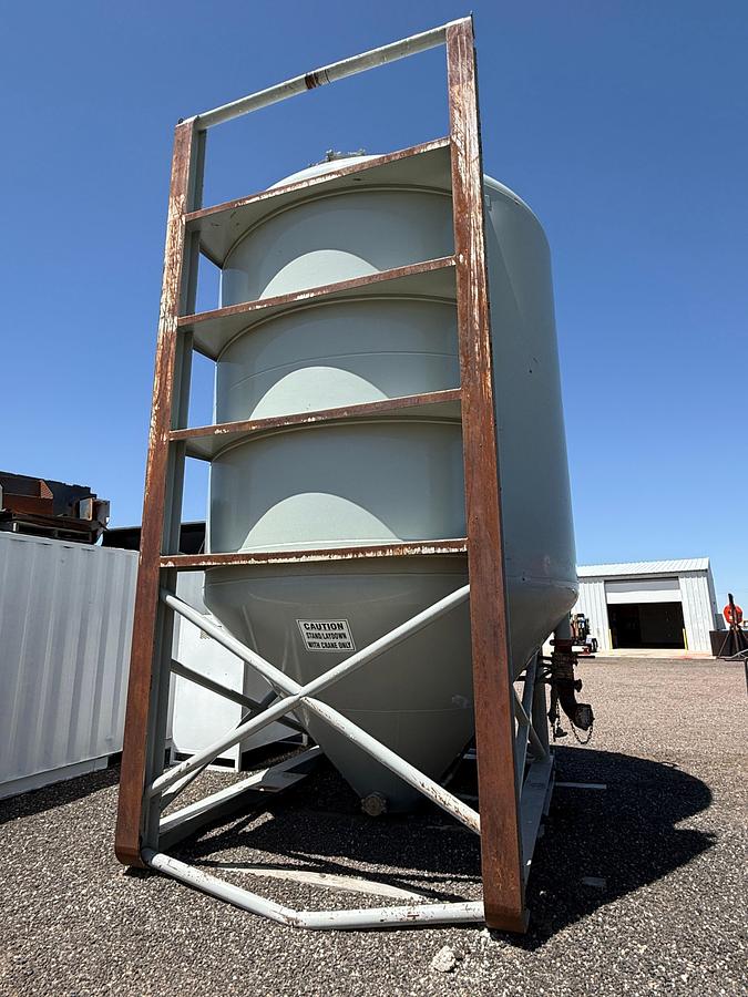 Used 2012 WILCO 25’ x 12’ VERTICAL SKIDDED SILO