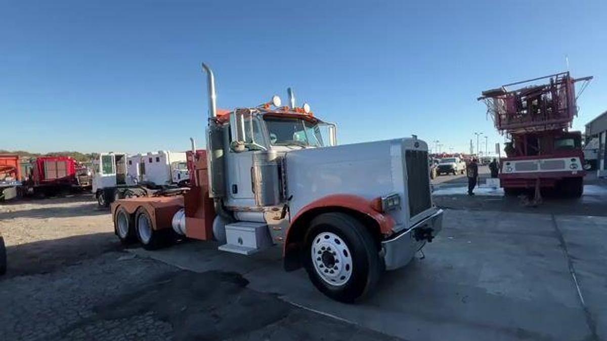 Used 2007 PETERBILT 379 T/A DAY CAB WINCH TRUCK