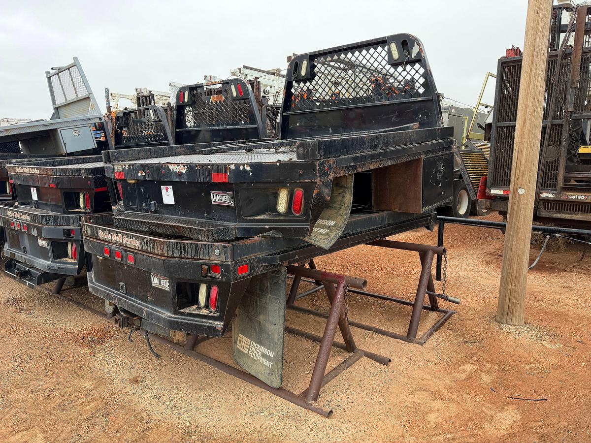 Used (2) KNAPHEIDE Steel Pickup Flatbeds
