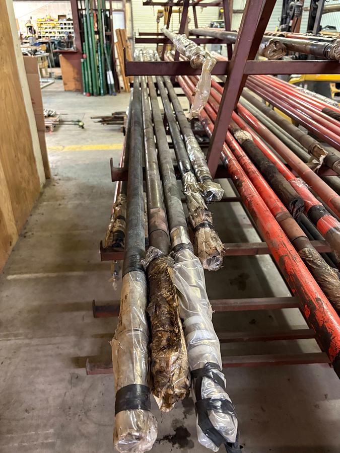 Used 2 x 1-1/2 x 16, 3’ metal PLGR, BZ CHR BBL, CS TRIM- ROD