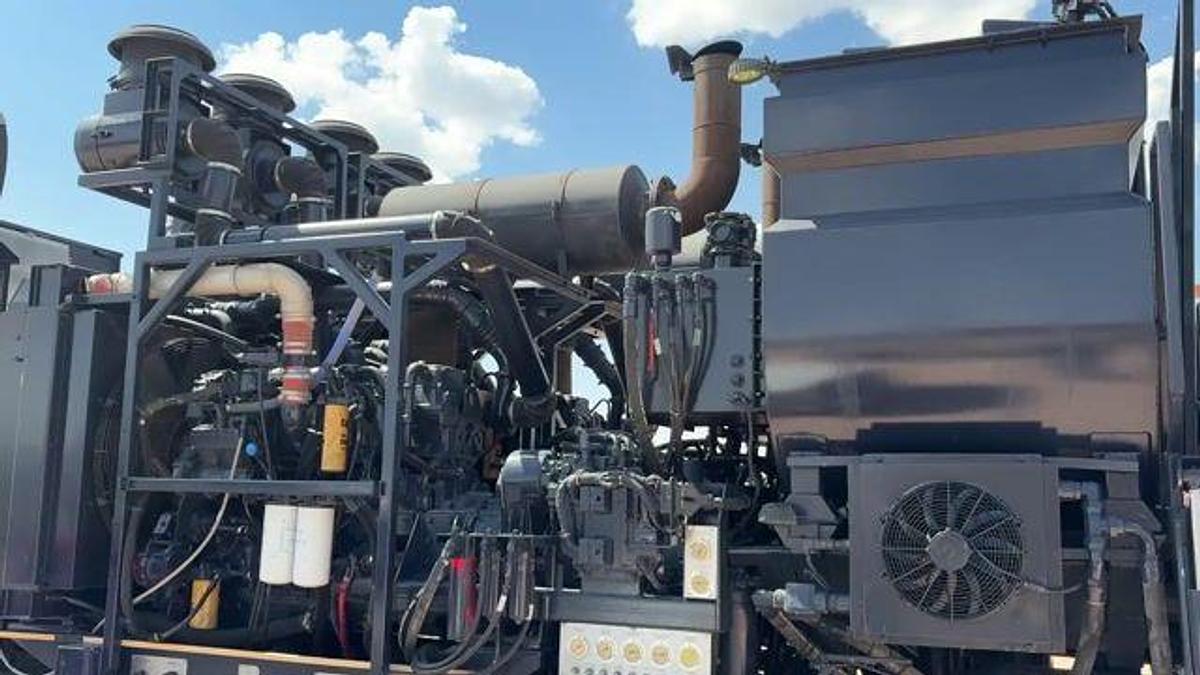Used 2014 HT-400 ACID DOUBLE PUMPER