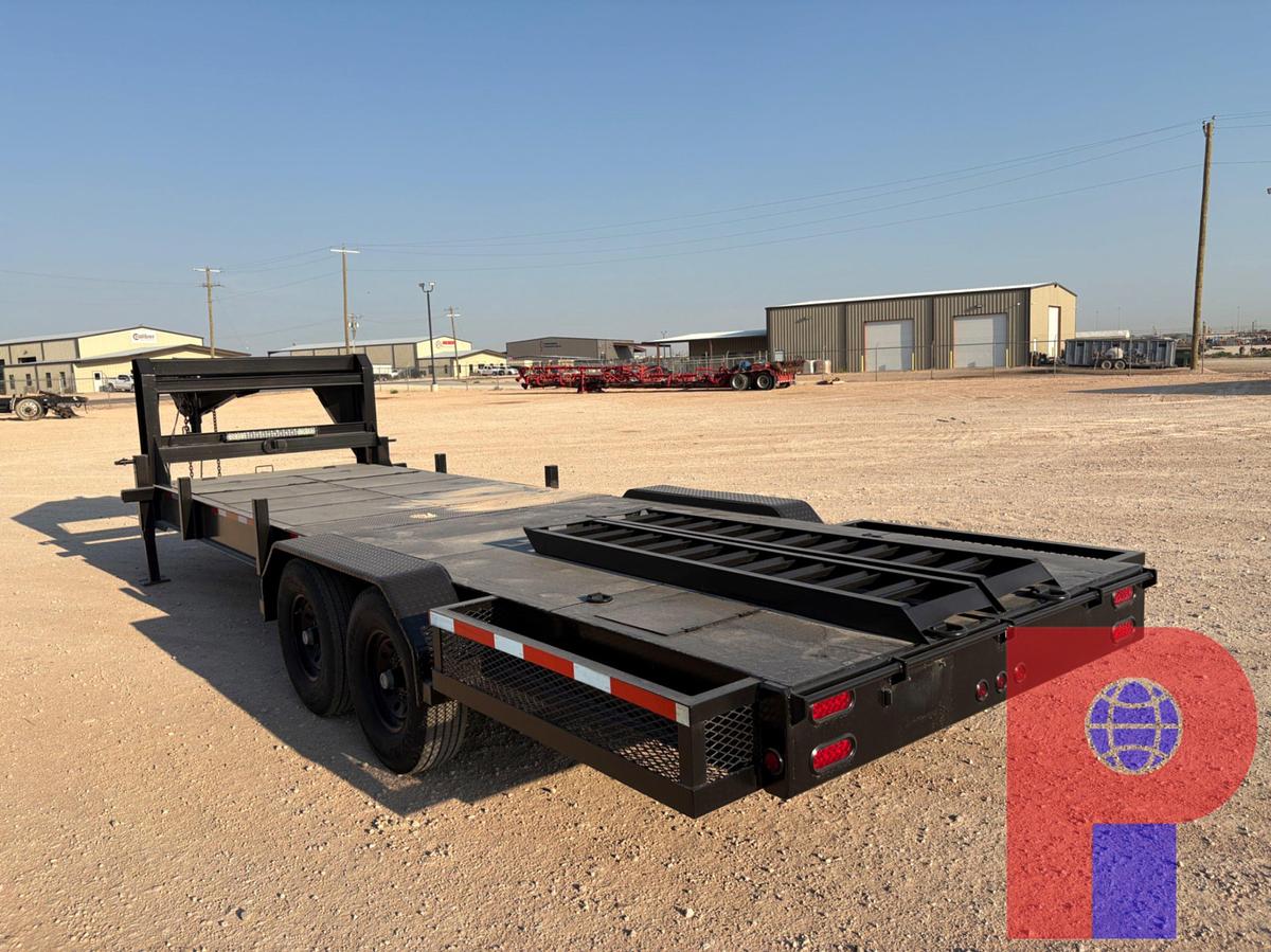 Used 2013 SUMMIT 24’ X 6.5’ T/A GOOSENECK TRAILER