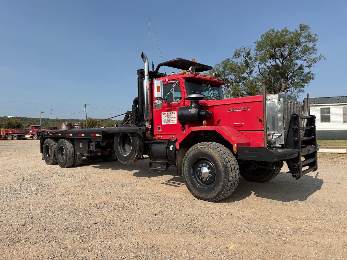 Used 1981 AUTOCAR DC9964 T/A 50-TON GIN POLE WINCH TRUCK