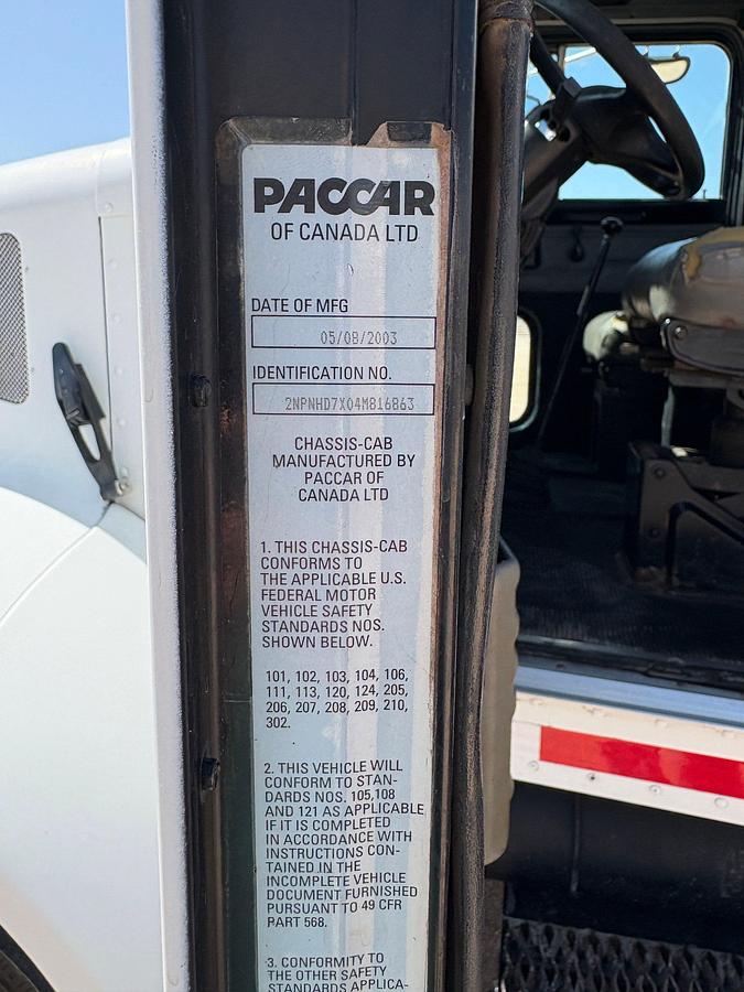Used 2004 PETERBILT 330 S/A DAYCAB PROPANE TRUCK