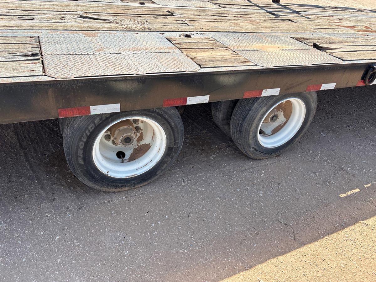 Used 2014 BIG TEX 30’ X 102” T/A BUMPER PULL TRAILER