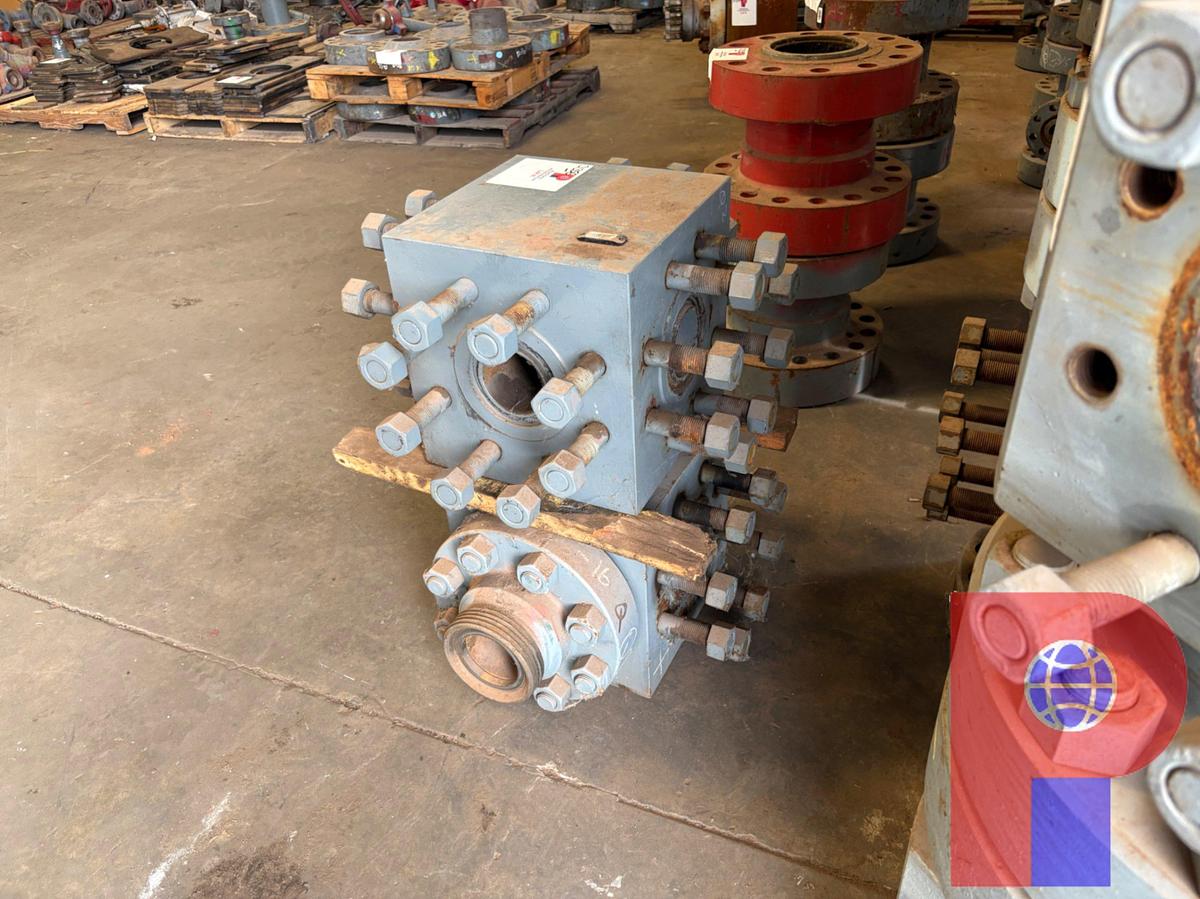 Used (2X$) 4-1/16” 15K FLUID CROSSES