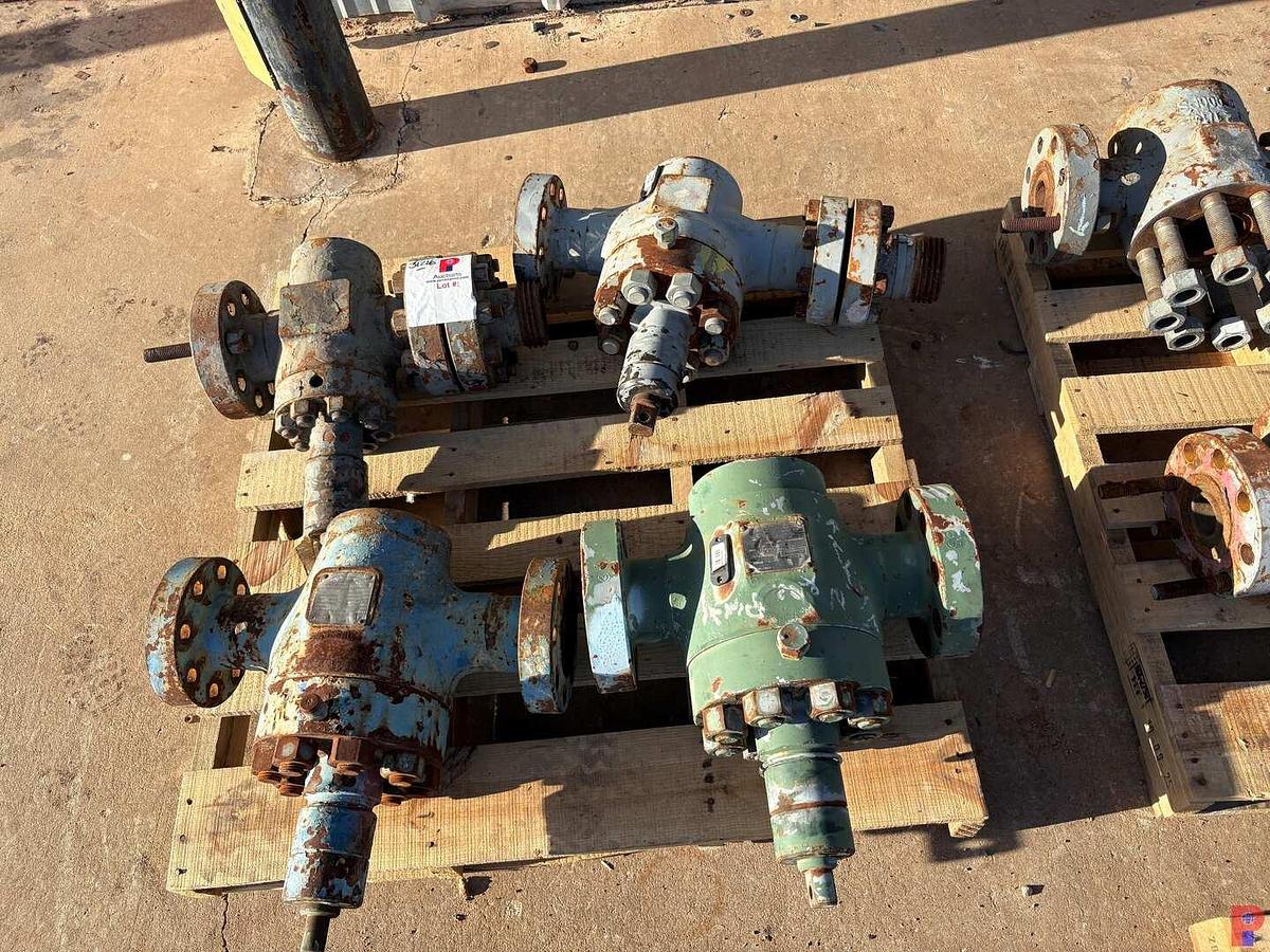 Used (8X$) 2-1/16” 10K GATE VALVES