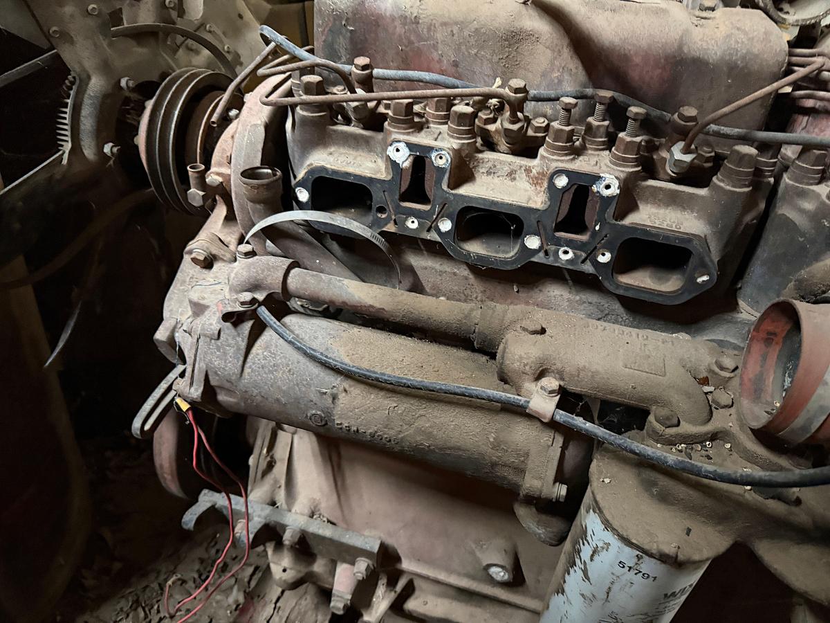 Used MACK E6-285 DIESEL ENGINE CORE F/ PARTS (INCOMPLETE)