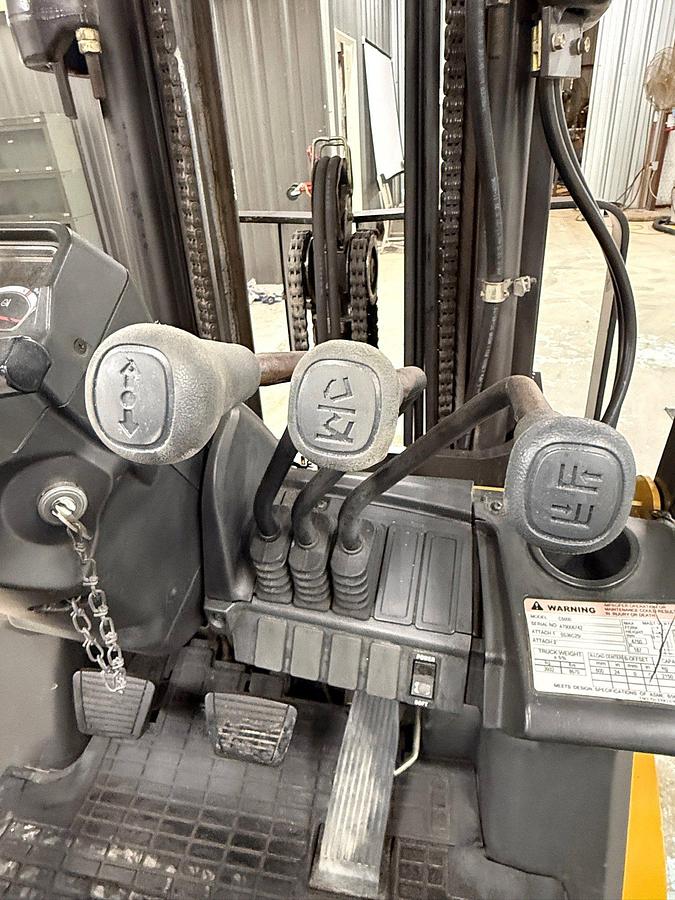 Used CATERPILLAR C5000 5K CUSHION TIRE FORKLIFT