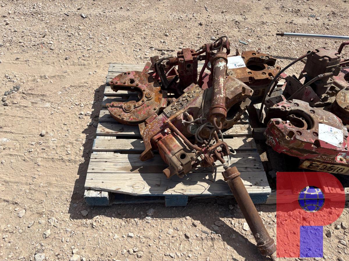 Used (2) INCOMPLETE HYDRAULIC ROD TONGS W/ (1) TUBING TONG BACKUP