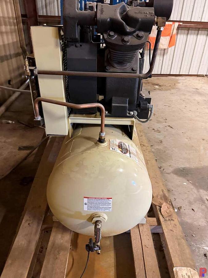 Used INGERSOLL RAND 7100E15-P 15HP/3PH/230V 120 GALLON SHOP AIR COMPRESSOR