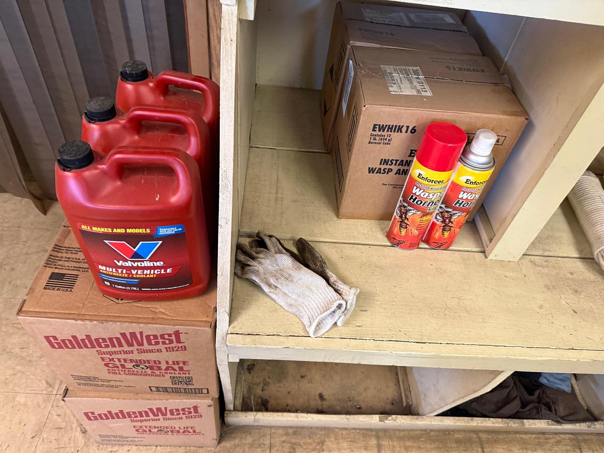 Used WALL SECTION (14) BOXES OF NITRILE GLOVES, (200+) PAIRS G-GRIP GLOVES, BLAKC DOT GLOVES, FLAME RESISTANT, ANIT-SEIZE, & RELATED