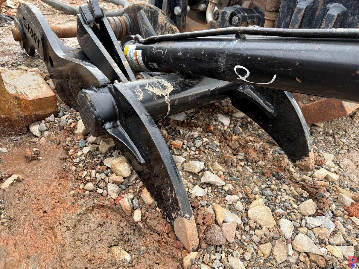 Used UNUSED MINI EXCAVATOR 38” HYDRAULIC THUMB