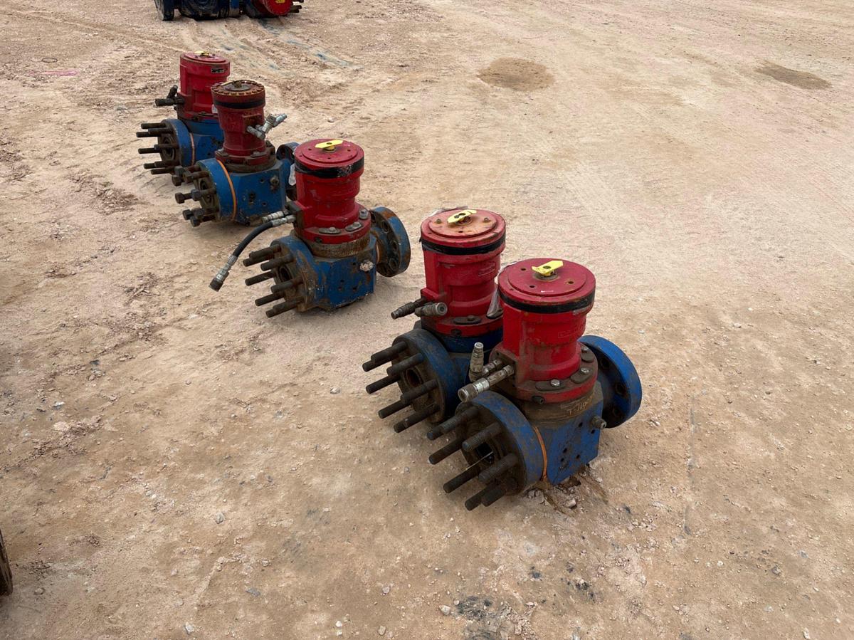 Used (5x$) (5) 2-1/2” 15K hydraulic ball valves