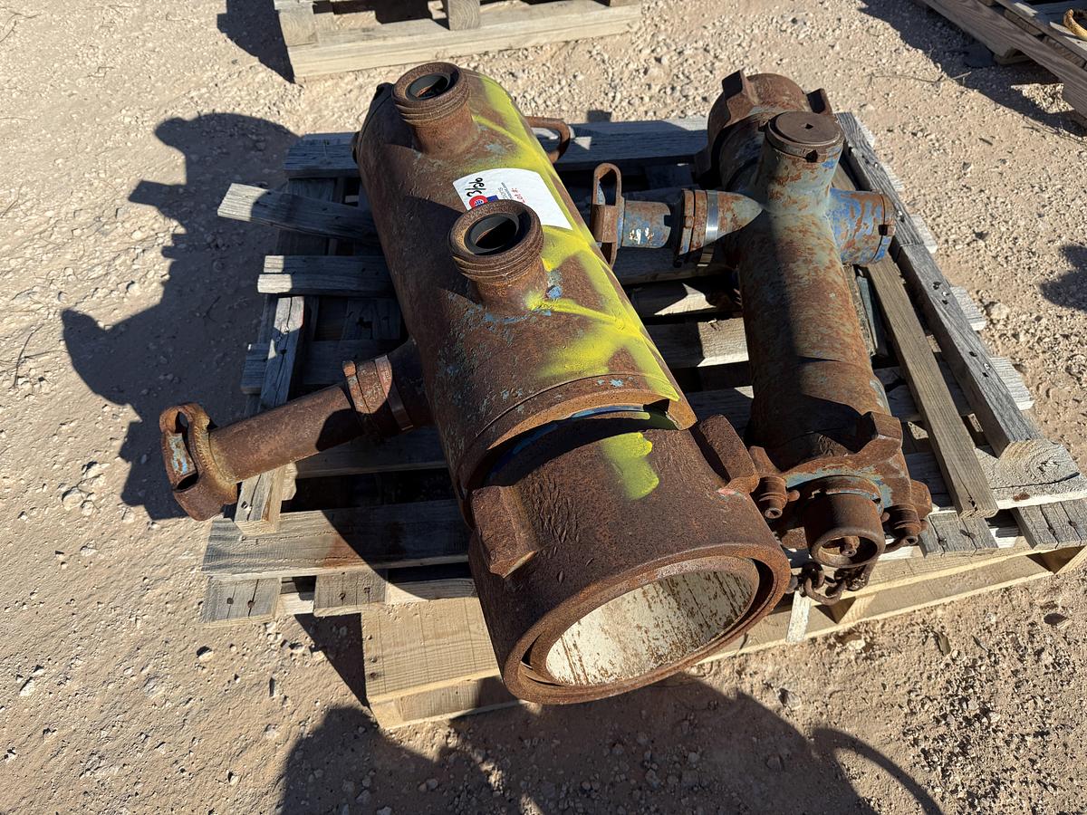 Used (2) MULTI-SIZE SINGLE PLUG CEMENT HEADS