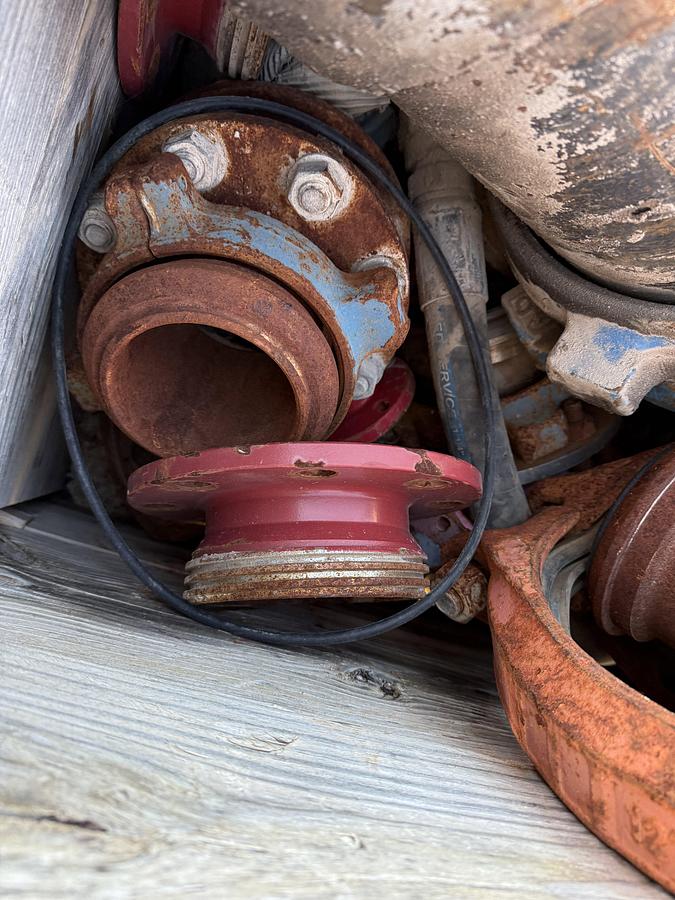 Used (2) CRATES W/ VARIOUS SIZE CEMENT HEAD CONNS, CROSS OVERS, SUBS, FLANGES, & RELATED