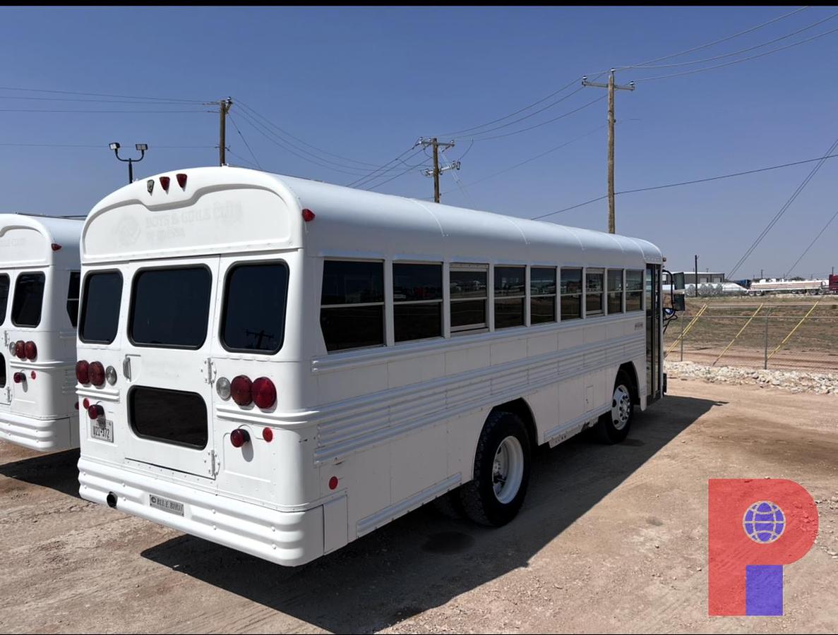 Used 2000 BLUE BIRD TC2000 BUS