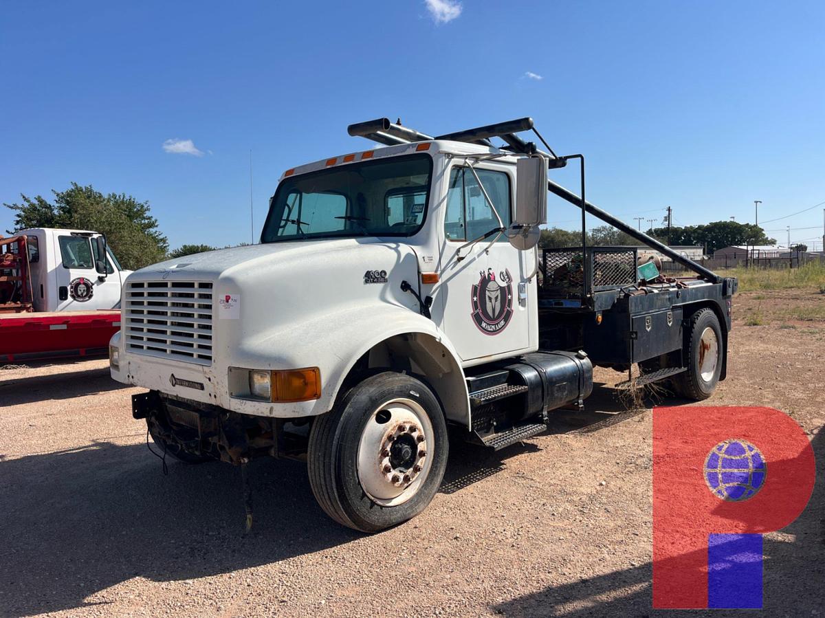 Used 2001 INTERNATIONAL 4700 S/A ROUSTABOUT TRUCK