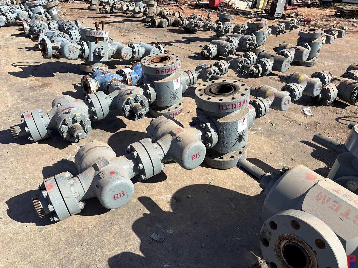 Used 7-1/16” FLUID CROSS W/ (2) 4-1/16” 10K & (2) 2-1/16” 10K GATE VALVES