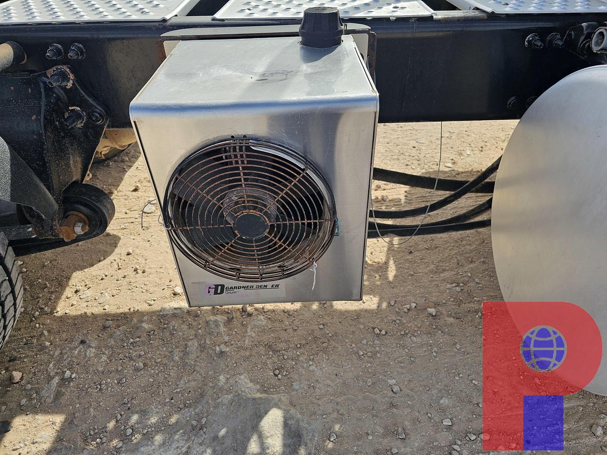 Used 2015 FREIGHTLINER T/A SLEEPER HAUL TRUCK