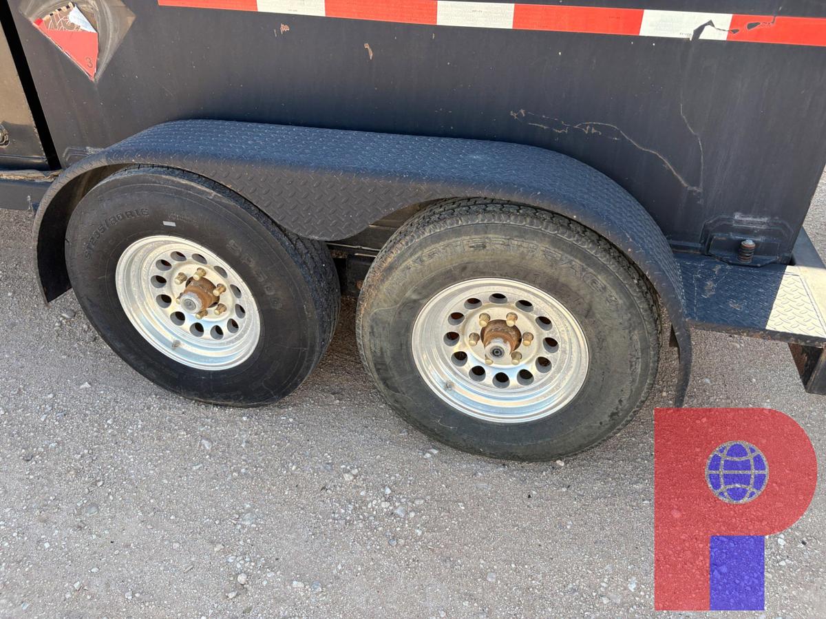 Used 2014 VALLEY INDUSTRIES 750 GALLON T/A BUMPER PULL FUEL TRAILER