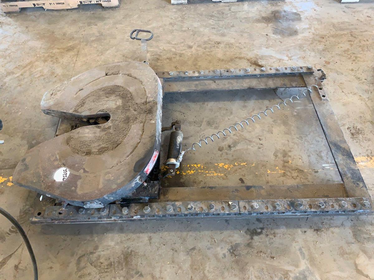 Used IDST Air Slide 5th Wheel 150,000 lbs Max Capacity
