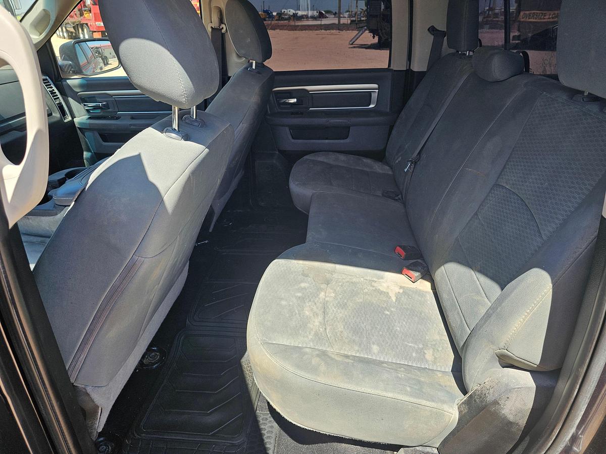 Used 2019 RAM 1500 CLASSIC CREW CAB PICKUP TRUCK