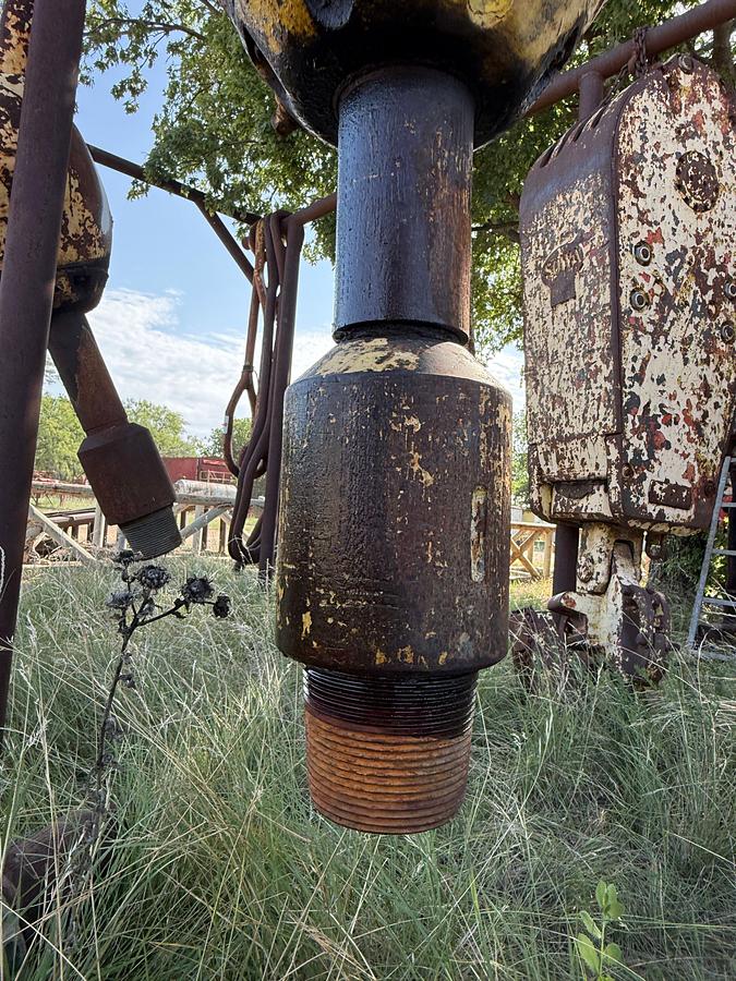 Used SKYTOP BREWSTER 4SX 120-TON ROTARY DRILLING SWIVEL