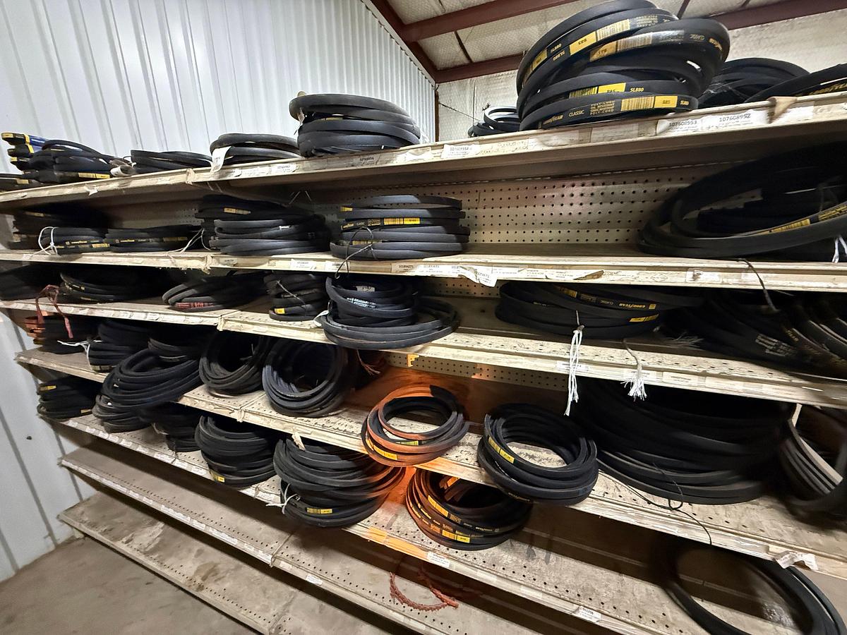 Used SECTION OF (150+) MOSTLY GOODYEAR B-SECTION BELTS SIZE RANGE B62 THRU B225