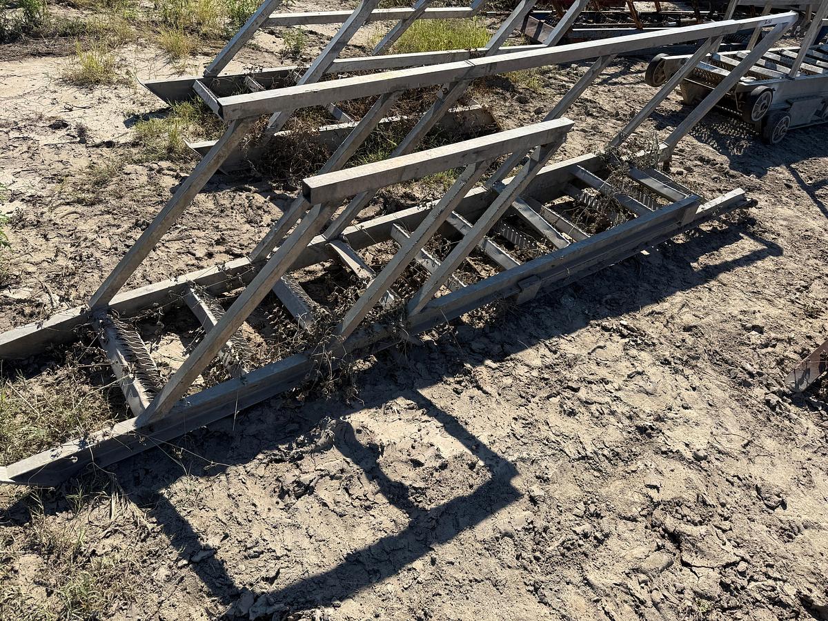 Used 16’ EXTENDABLE ALUMINUM RIG LADDER