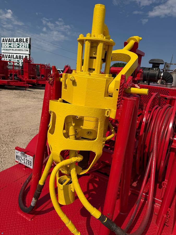 Used Logan 2.5 power swivel mtd on T/A bumper pull trailer