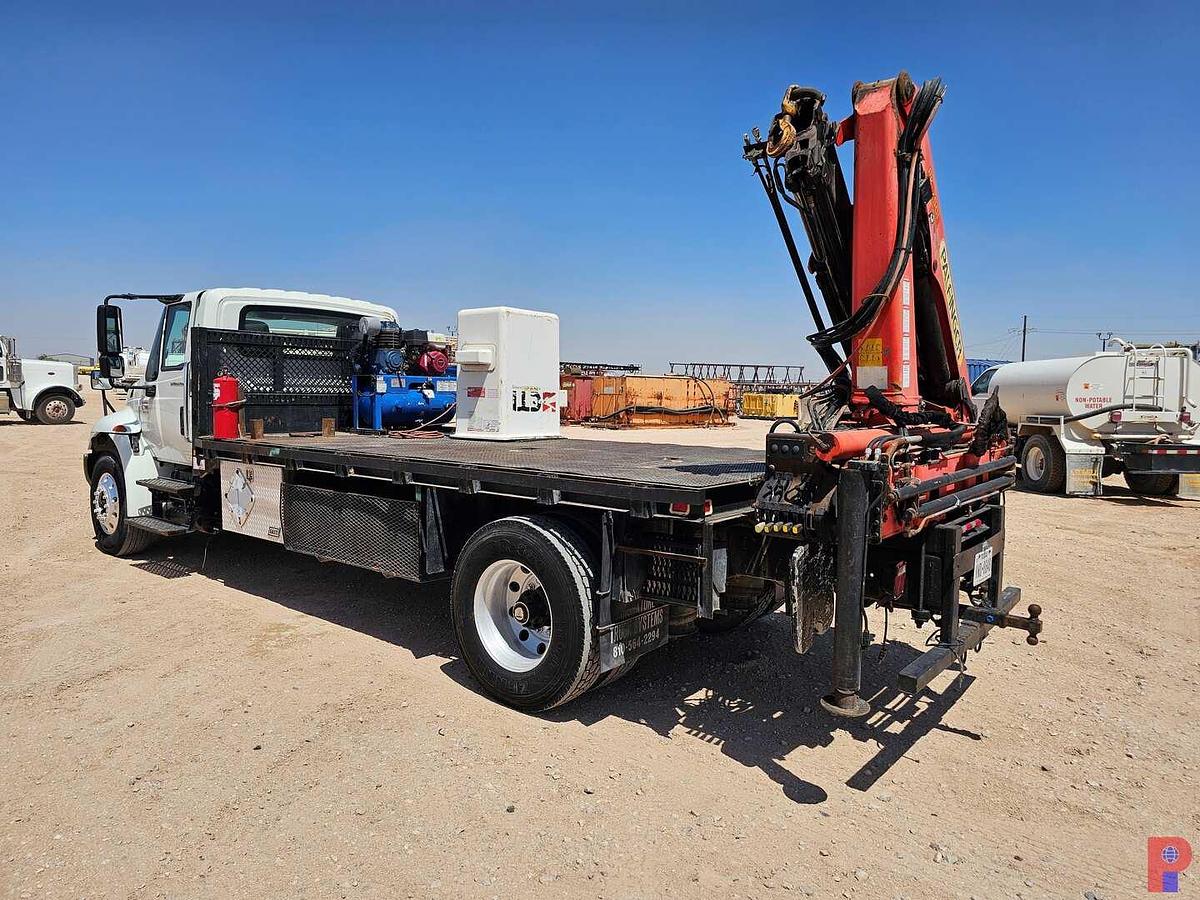 Used 2003 INTERNATIONAL DURASTAR 4300 S/A DAYCAB KNUCKLE BOOM CRANE TRUCK