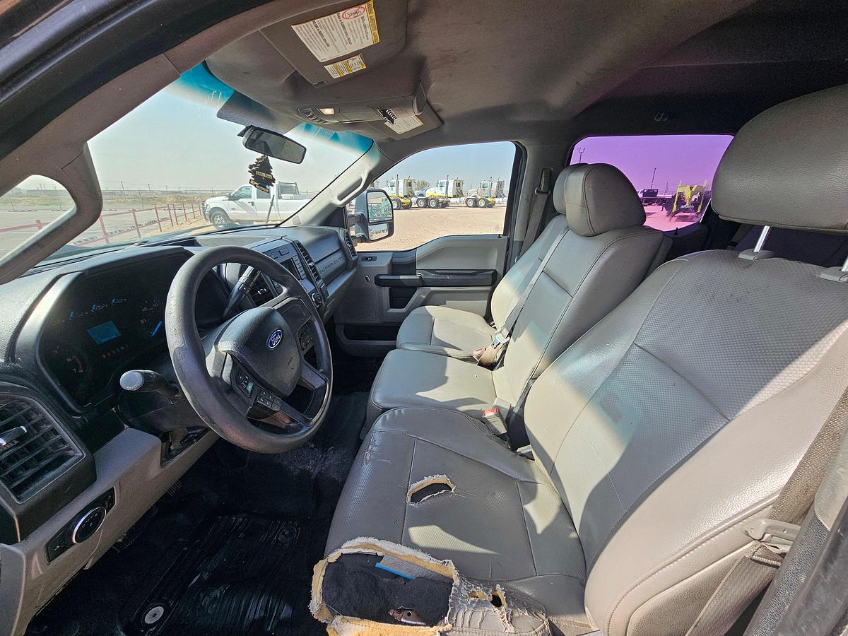 Used 2018 FORD F-250 SUPER DUTY CREW CAB PICKUP TRUCK