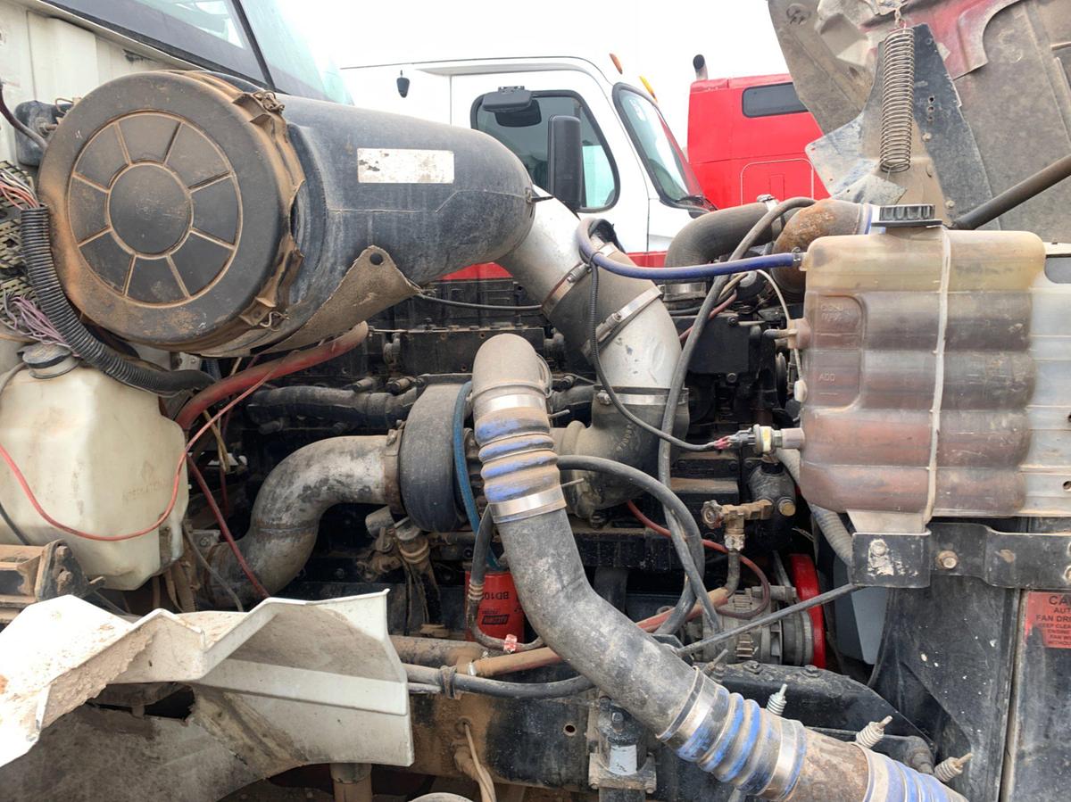 Used 2005 INTERNATIONAL 9400i Sleep Truck