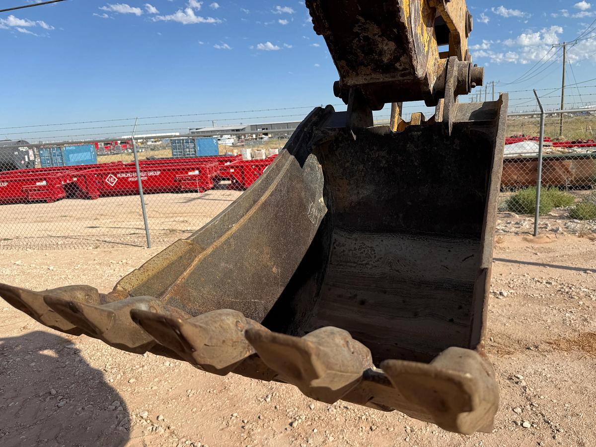 Used 2014 CATERPILLAR 420F BACKHOE