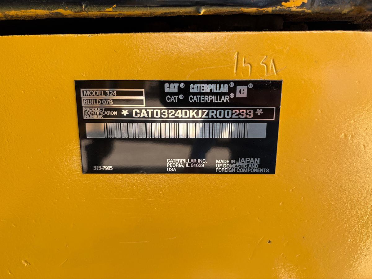 Used CATERPILLAR 324D CRAWLER EXCAVATOR