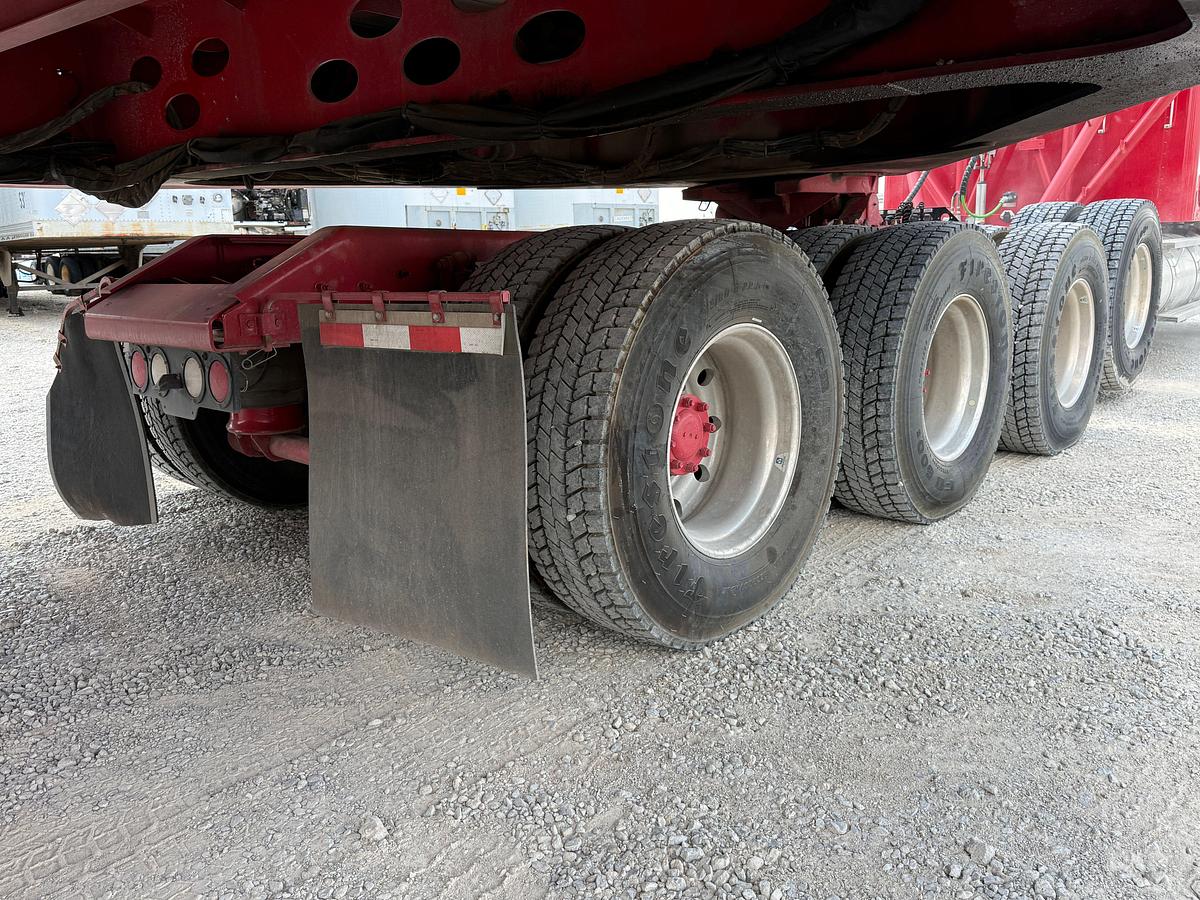 Used 2019 KENWORTH T800 TRI-DRIVE W/ PUSHER HEAVY HAUL TRUCK