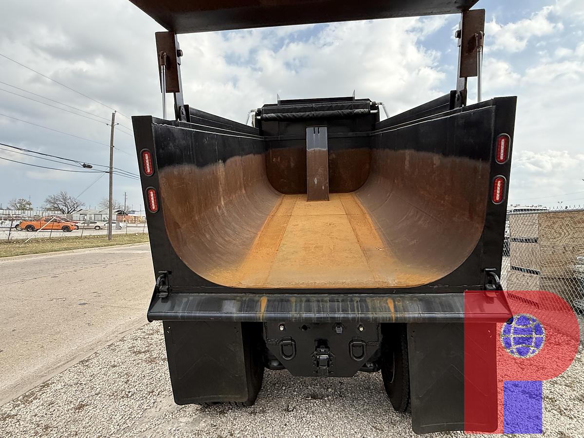 Used 2014 PETERBILT 388 T/A DUMP TRUCK