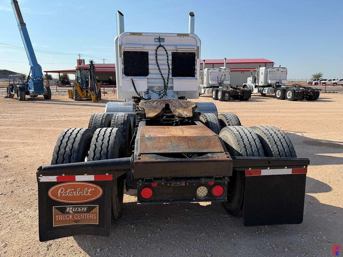 Used 2013 PETERBILT 388 TRI AXLE SLEEPER HAUL TRUCK