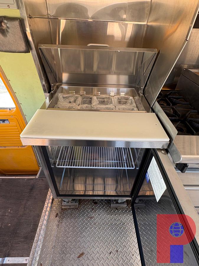 Used 1983 GMC 3500 VANDURA SHORTBUS/FOOD TRUCK CONVERSION