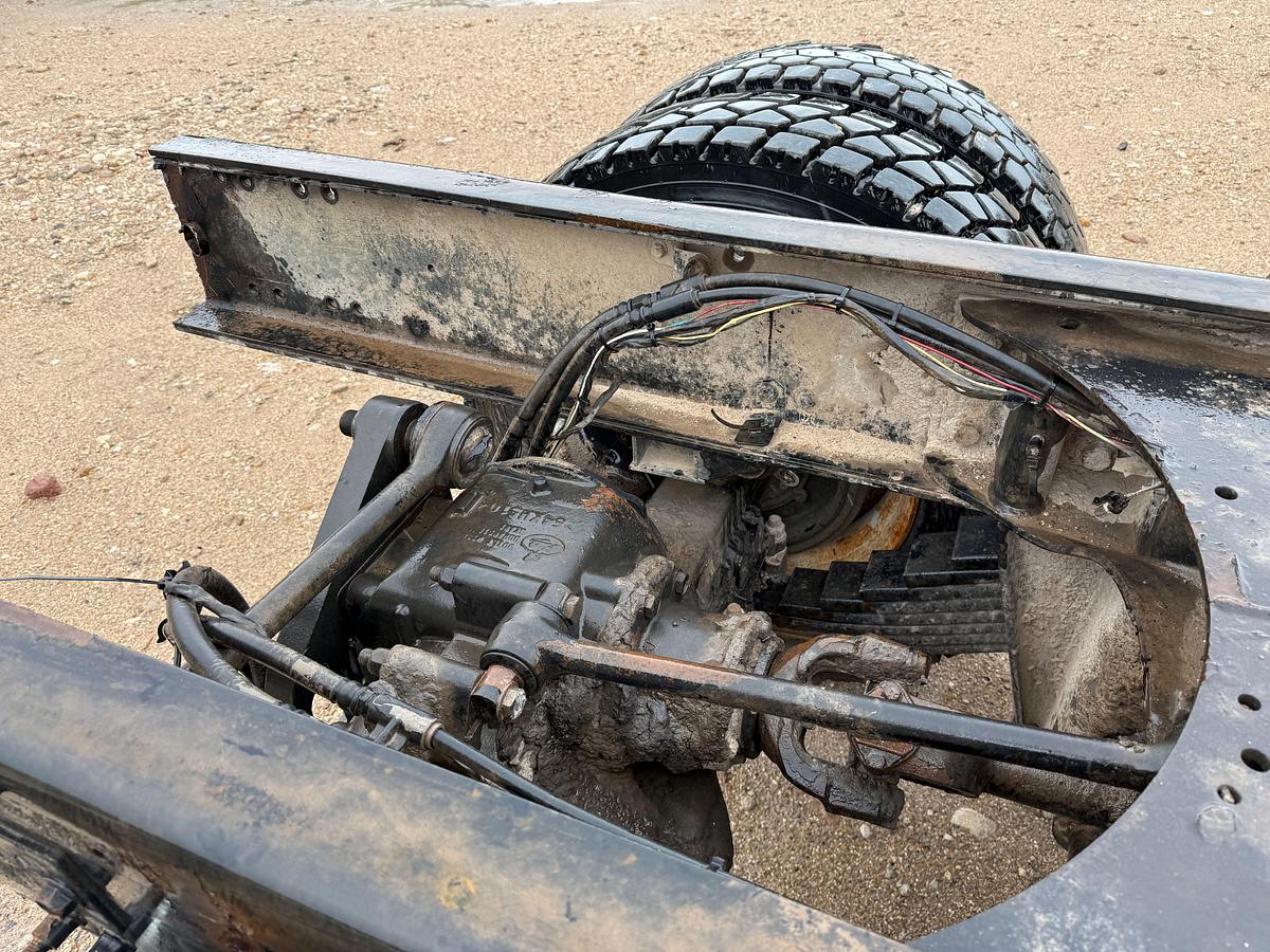 Used 2009 MACK GRANITE GU713 T/A CAB & CHASSIS (INOPERABLE)