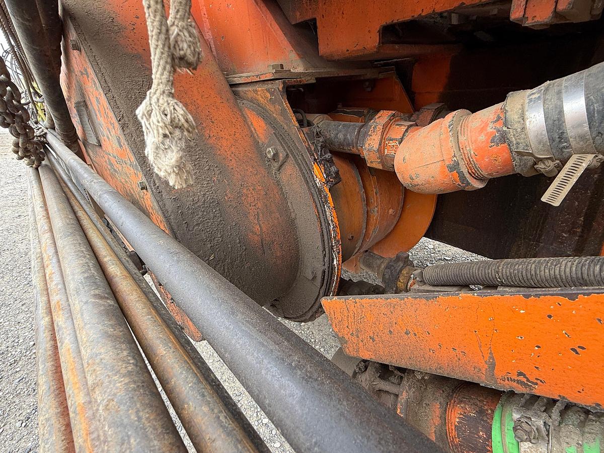 Used 1980 FRANKS MOBILRIG 300 1287/160 DTD-HT 96’-215K 4-AXLE WELL SERVICE WORKOVER RIG