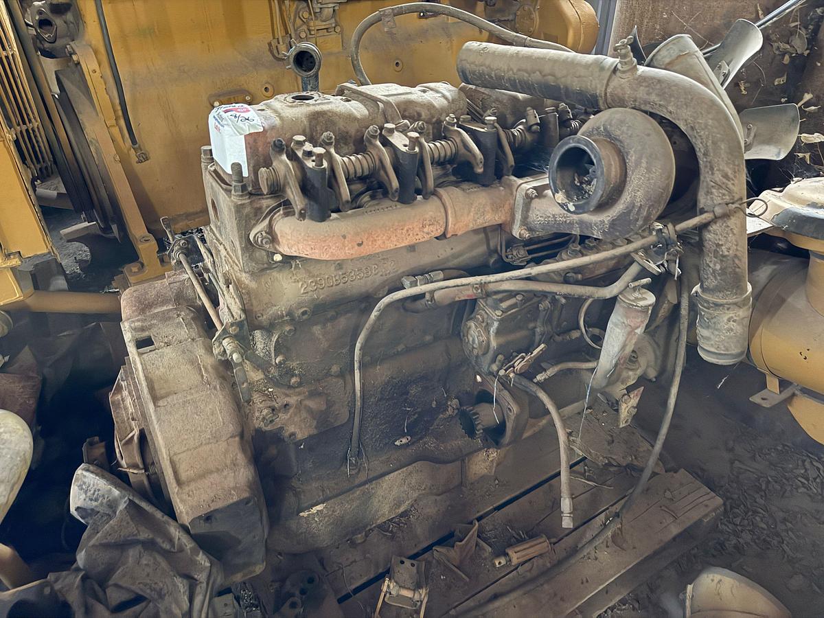 Used MACK E6-285 DIESEL ENGINE CORE F/ PARTS (INCOMPLETE)