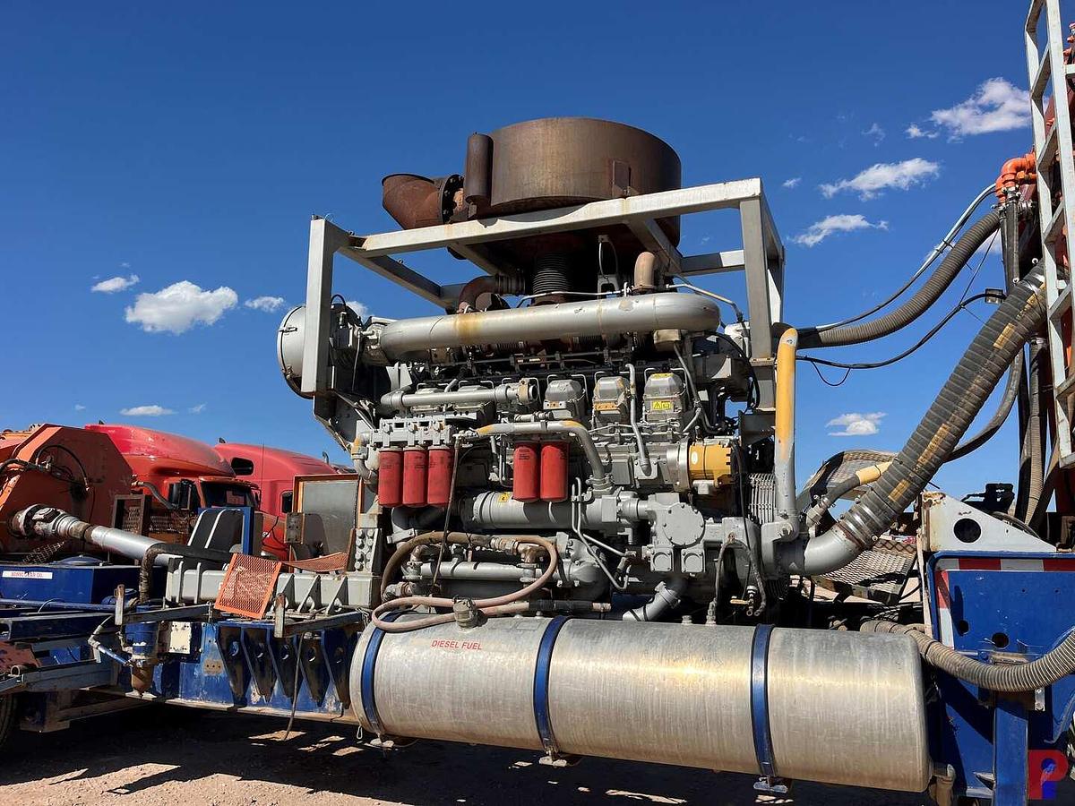 Used 2011 SERVA 3-AXLE TRAILER MOUNTED FRAC PUMP