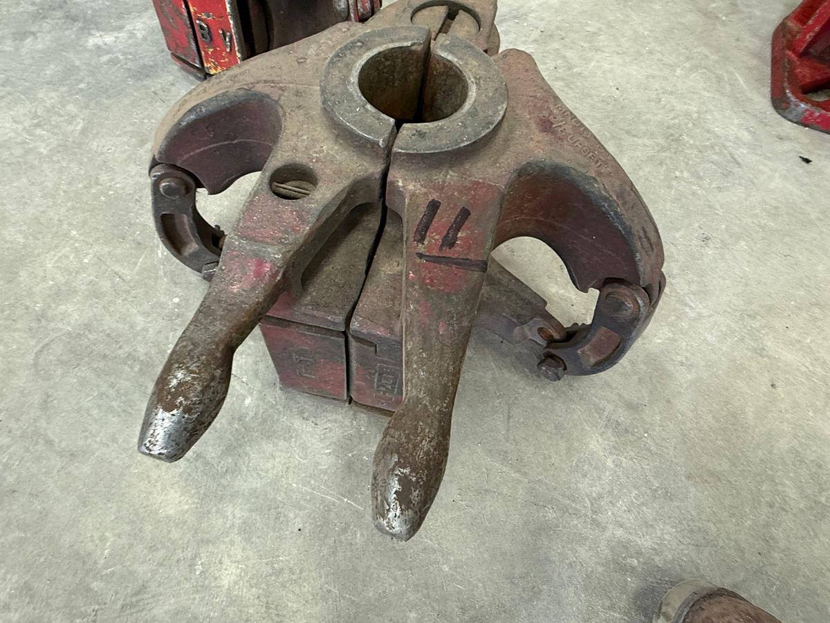 Used OIL COUNTRY 100-TON 2-3/8" TUBING ELEVATOR