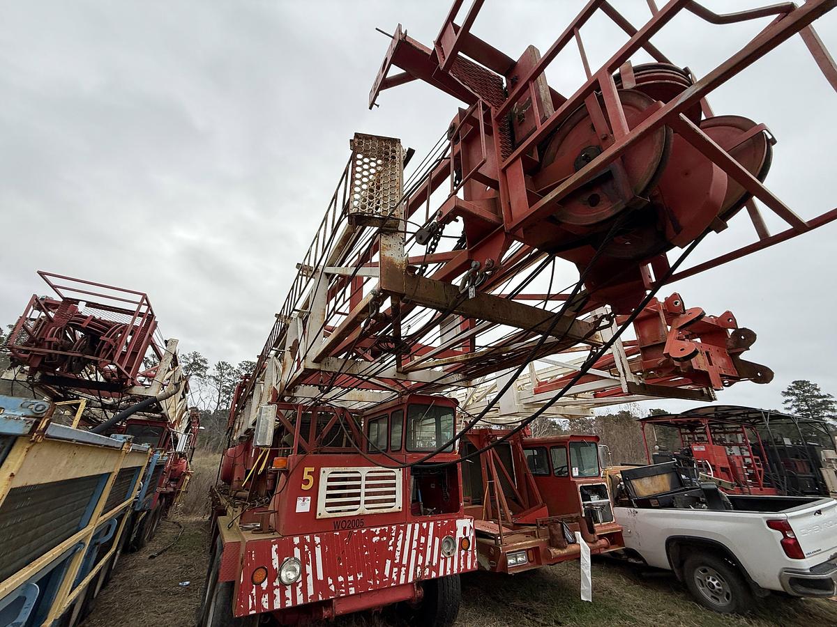 Used 1982 COOPER LTO 350 DD 97’-200K 5-AXLE WELL SERVICE WORKOVER RIG
