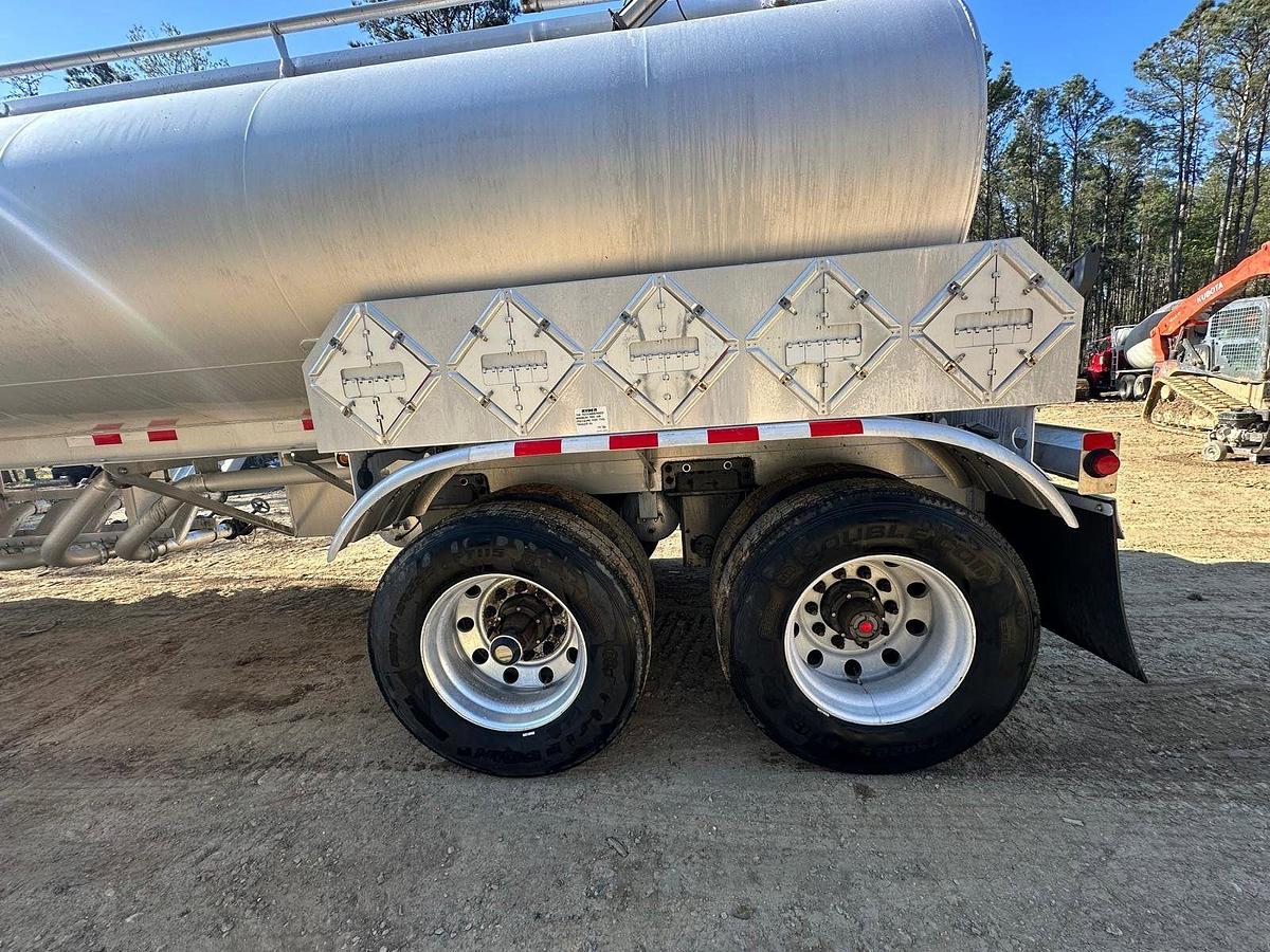 Used 2013 Fuel Trailer
