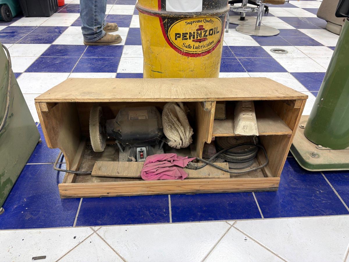 Used 6” electric bench grinder w/ buffer wheels & pennzoil barrel w/ wringer attachment