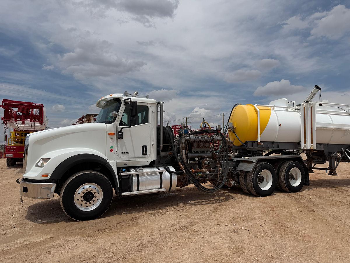 Used 2019 INTERNATIONAL ENERFAB 10k KILL TRUCK W/ 130BBL KILL TRAILER