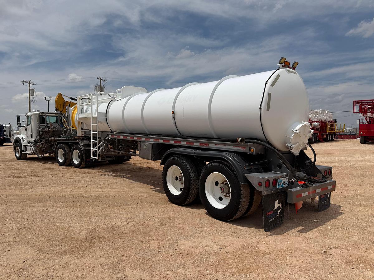 Used 2019 INTERNATIONAL ENERFAB 10k KILL TRUCK W/ 130BBL KILL TRAILER